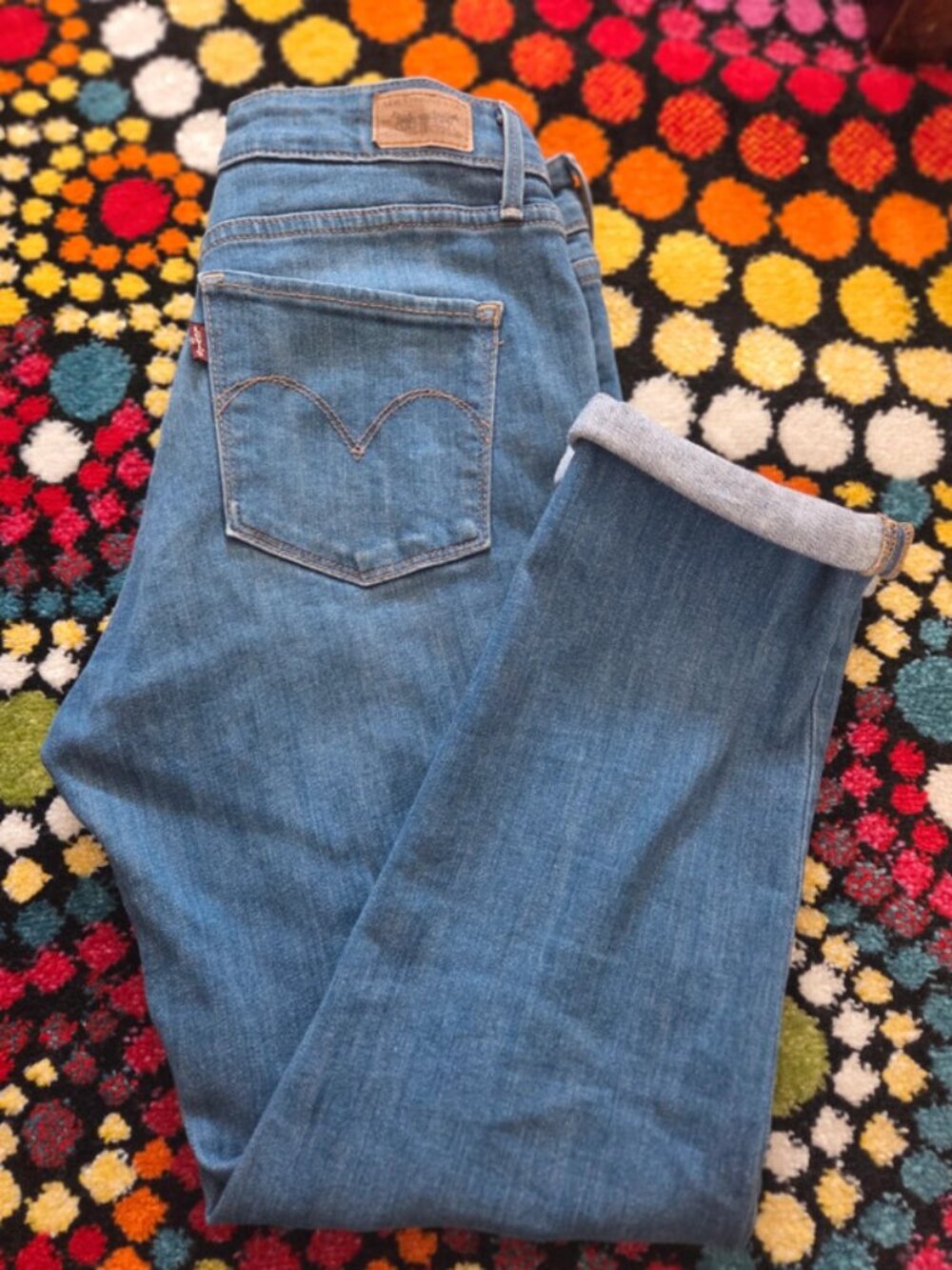 Vintage 2013 Levi womens slim fit blue jeans W28